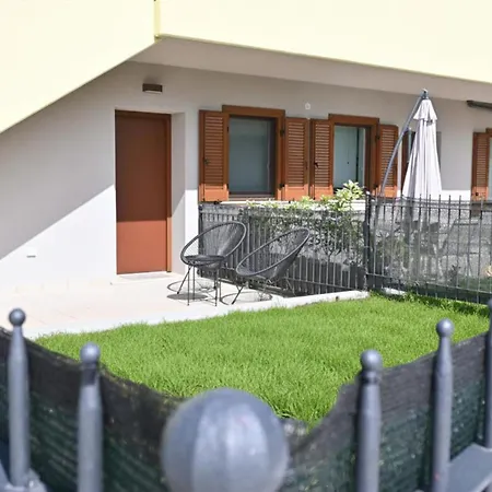 S371 - Sirolo, Bilocale Con Giardino E Parcheggio